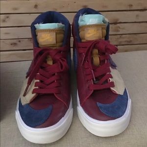 NIKE SB ZOOM BLAZER MID EDGE LOW women’s size 9/men’s size 7.5